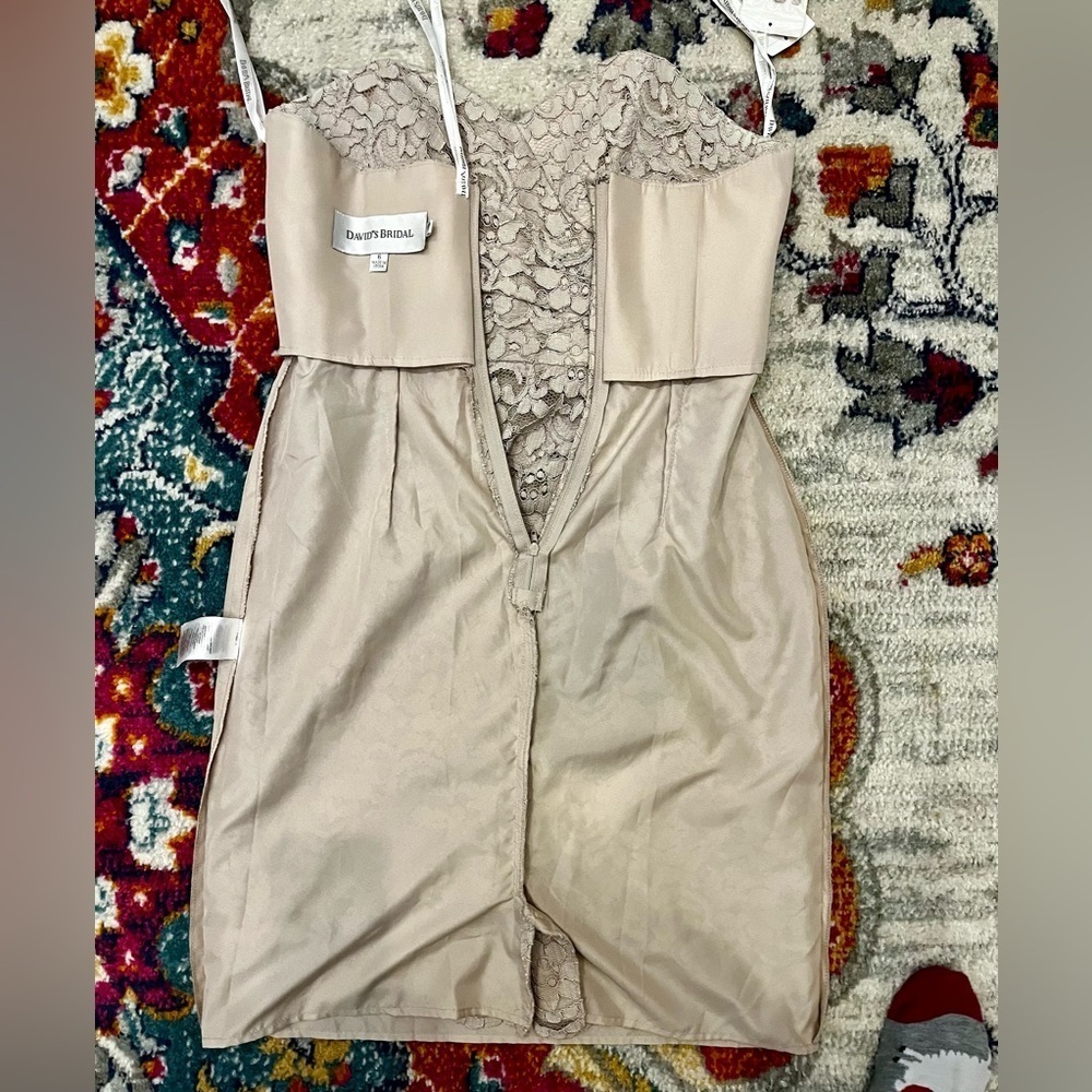 NWT David’s bridal strapless knee length dress w/lace overlay SZ 6. Lt taupe. - Picture 12 of 13